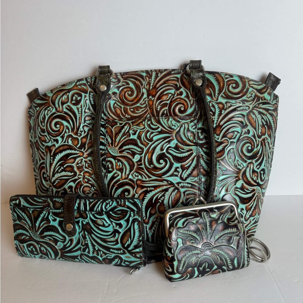 Patricia Nash Tooled Turquoise Floral Leather Shoulder Bag Coin Purse Wallet